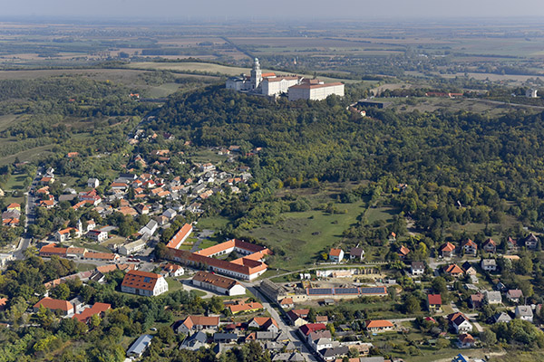 Pannonhalmské arciopátstvo