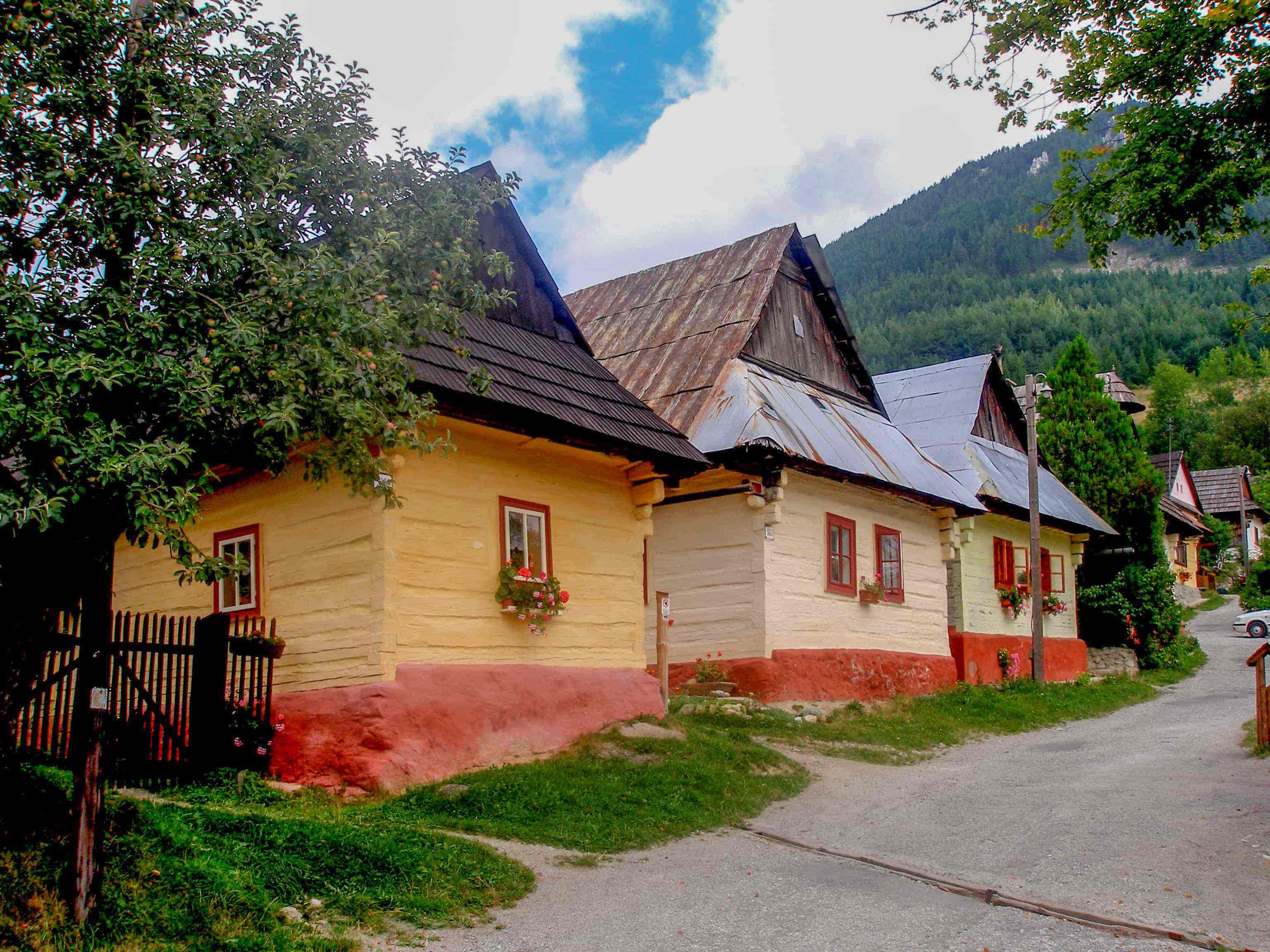 Podhorská osada Vlkolínec