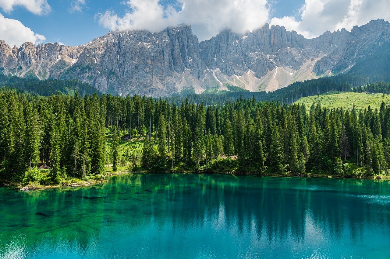 Lago di Carezza